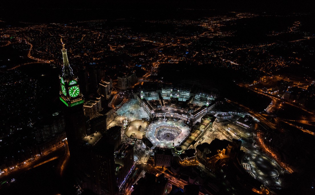 ⚠️ Saudi Arabia Issues Strict Visa Overstay Warning for Hajj 2025: Deportation, Fines, and Imprisonment for Violators